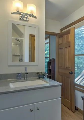 39 Headlands Road Winchester NH 03470
