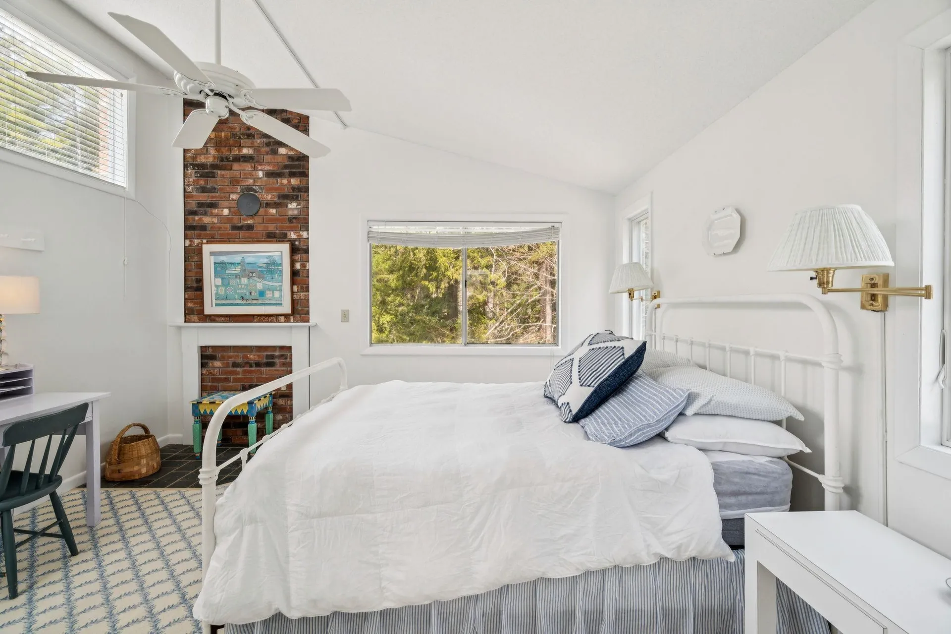 162 Knollwood Drive New London NH 03257