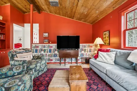 162 Knollwood Drive New London NH 03257