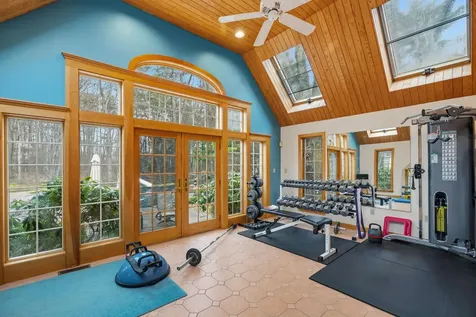 117 Castle Hill Road Windham NH 03087