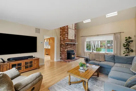 117 Castle Hill Road Windham NH 03087