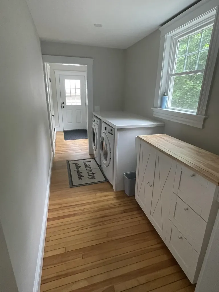 221 Atlantic Avenue North Hampton NH 03862