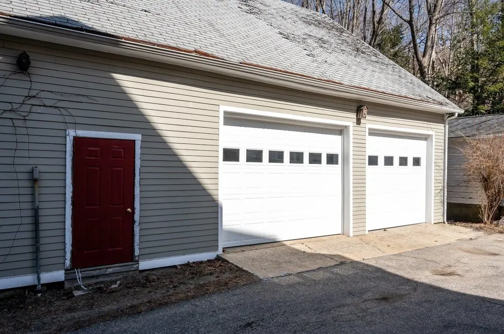 221 Atlantic Avenue North Hampton NH 03862