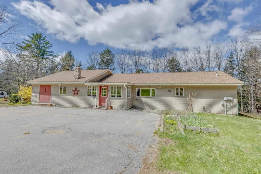 3/14 Lloyd Street Campton NH 03223