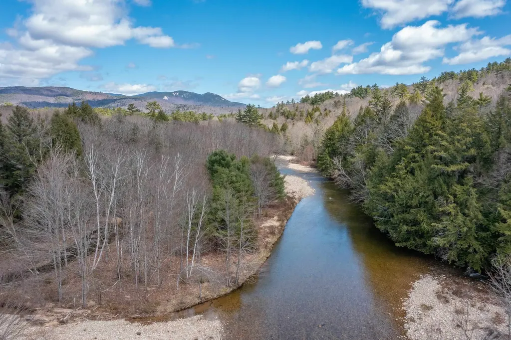 3/14 Lloyd Street Campton NH 03223