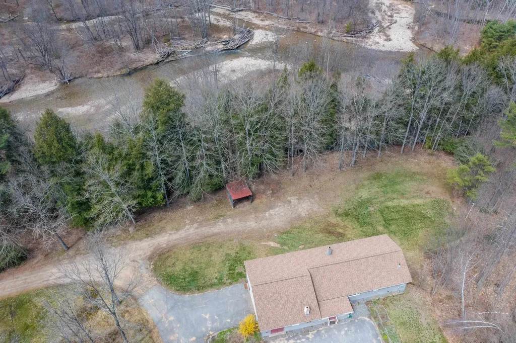 3/14 Lloyd Street Campton NH 03223