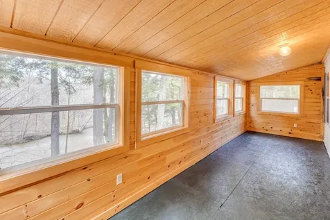 3/14 Lloyd Street Campton NH 03223