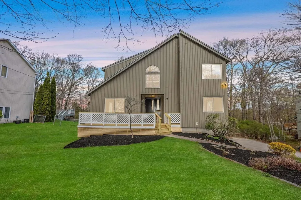 38 Caleb Drive Danville NH 03819
