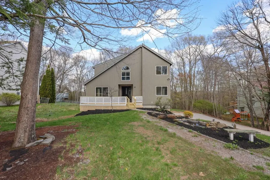 38 Caleb Drive Danville NH 03819