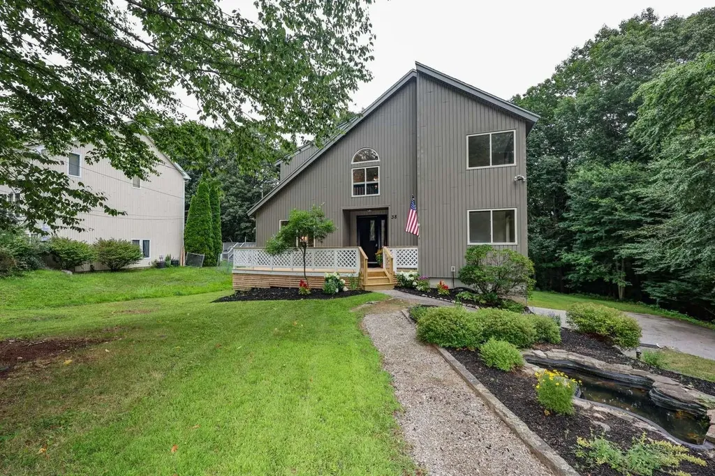38 Caleb Drive Danville NH 03819
