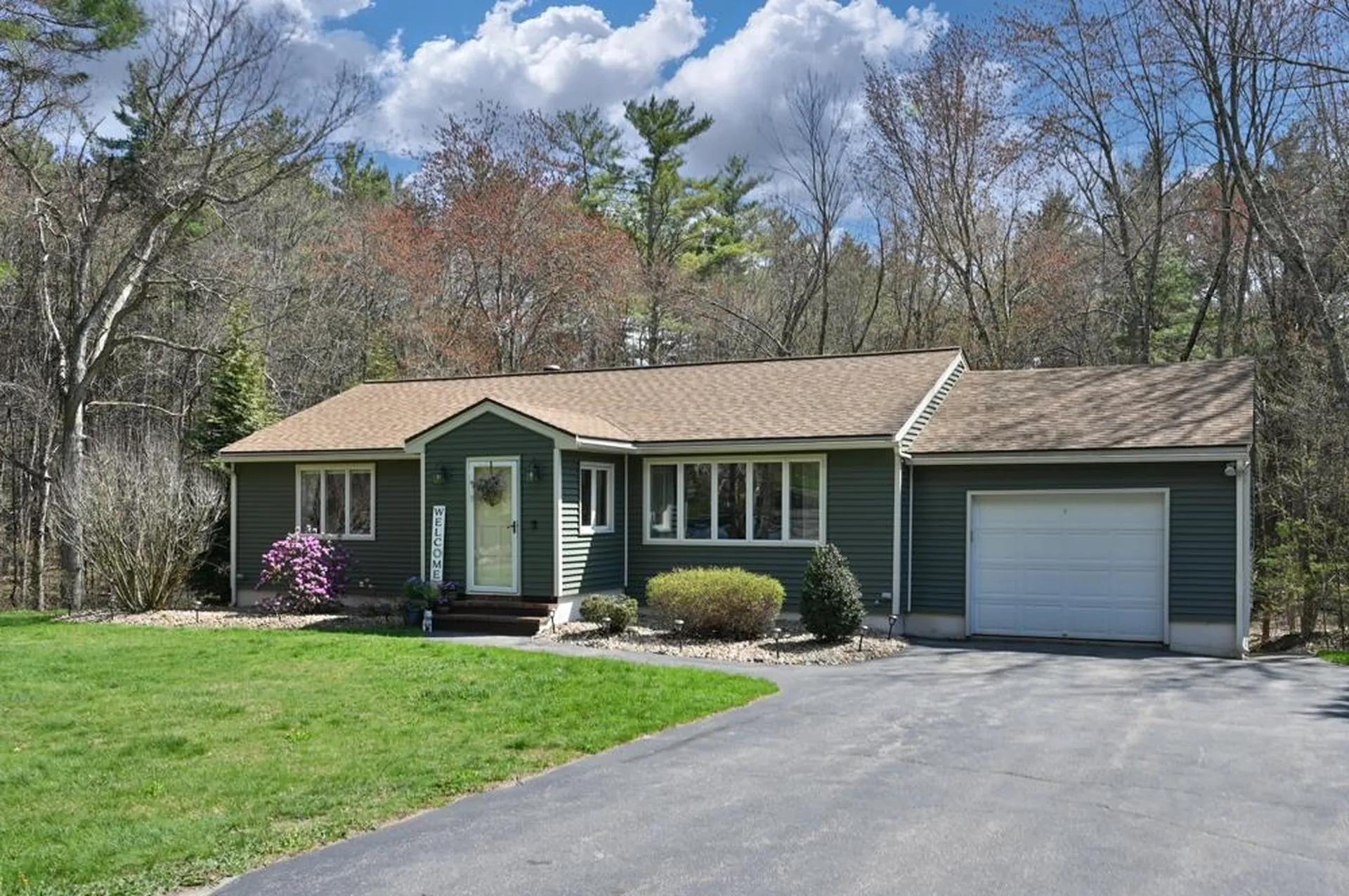 30 Morrison Road Windham NH 03087