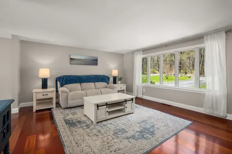 30 Morrison Road Windham NH 03087