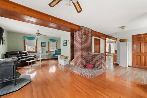 15 Perkins Hill Road Alexandria NH 03222