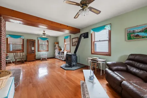 15 Perkins Hill Road Alexandria NH 03222