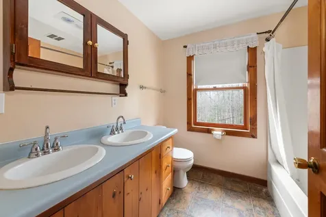 15 Perkins Hill Road Alexandria NH 03222