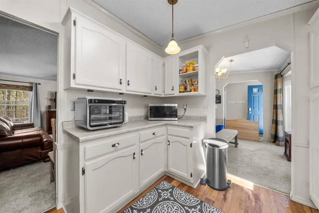 24 Granite Drive North Hampton NH 03862