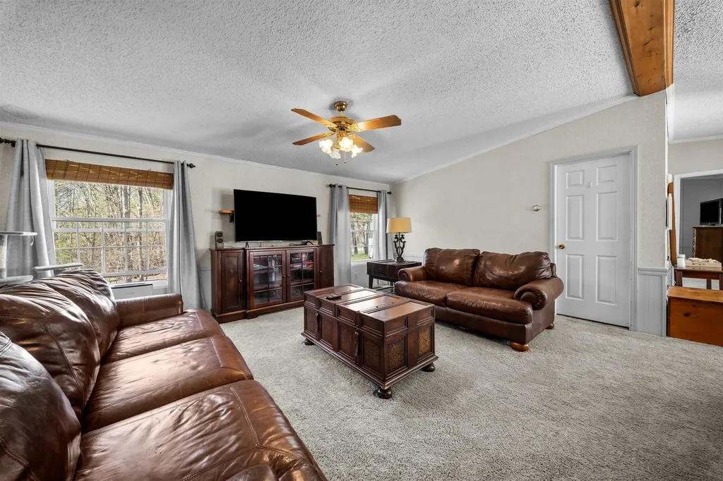 24 Granite Drive North Hampton NH 03862
