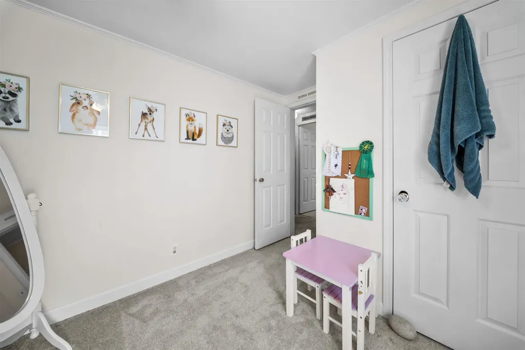 24 Granite Drive North Hampton NH 03862