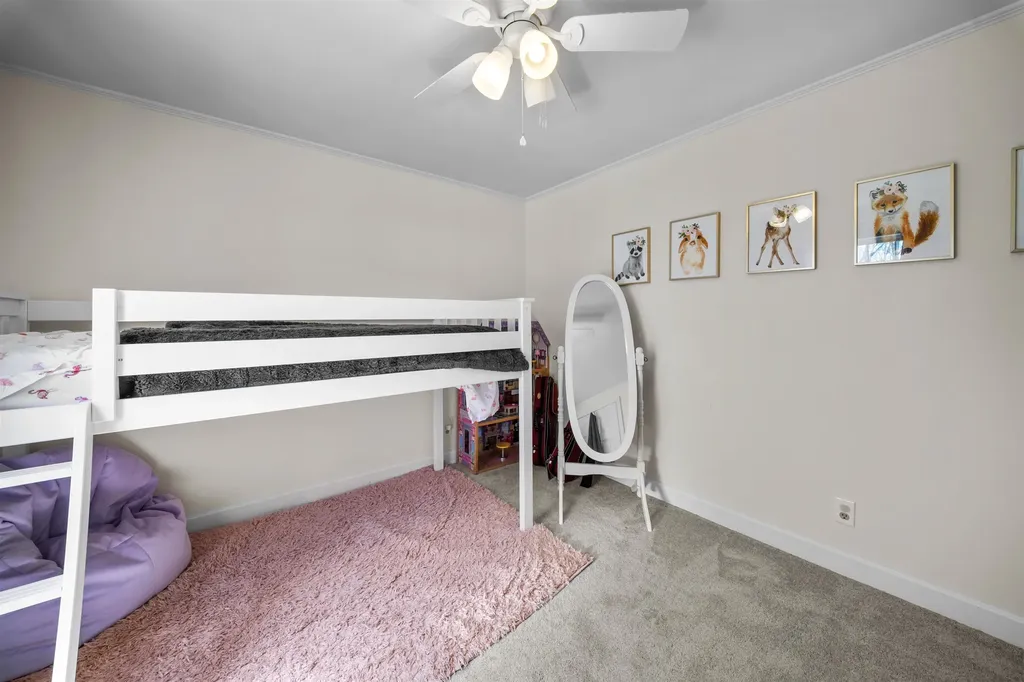 24 Granite Drive North Hampton NH 03862
