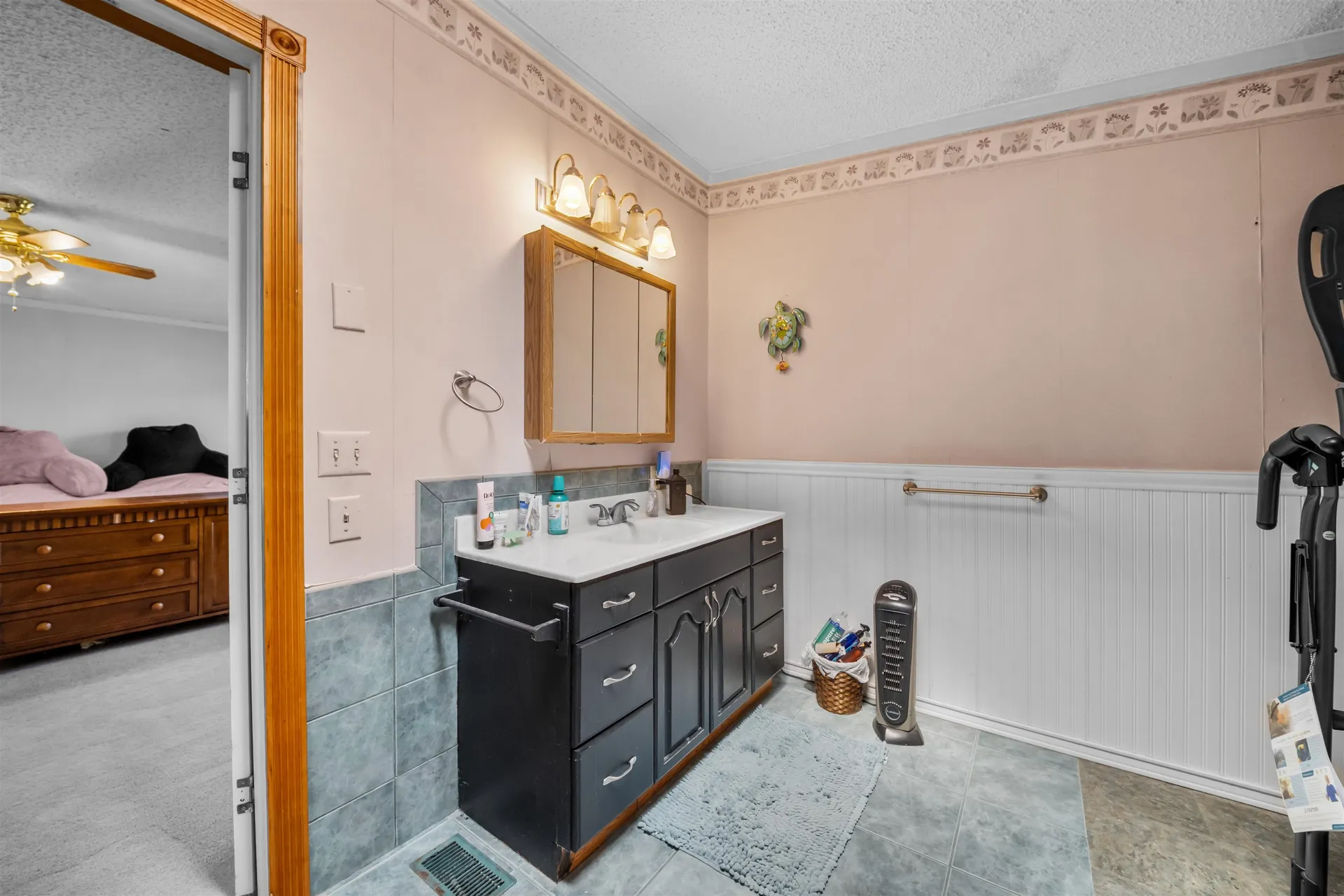 24 Granite Drive North Hampton NH 03862