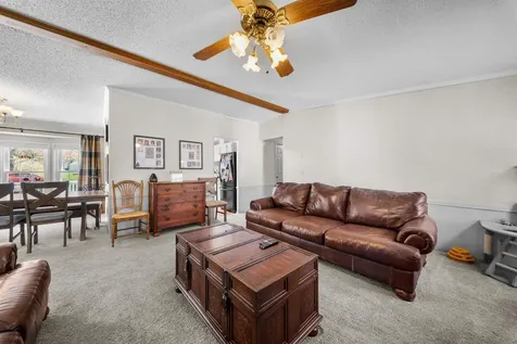 24 Granite Drive North Hampton NH 03862