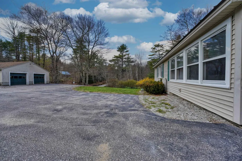 456 Salisbury Road Franklin NH 03235