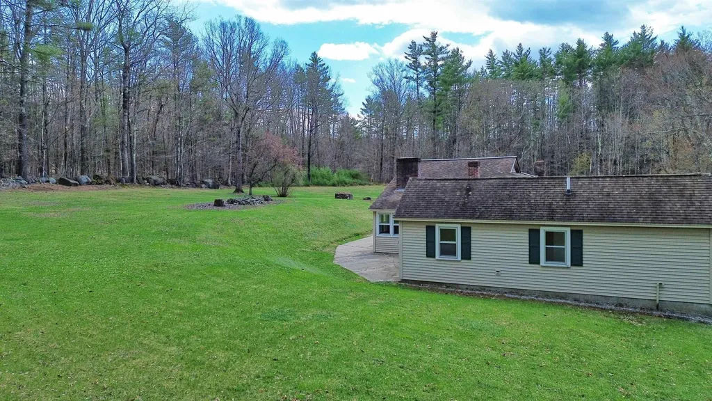 456 Salisbury Road Franklin NH 03235