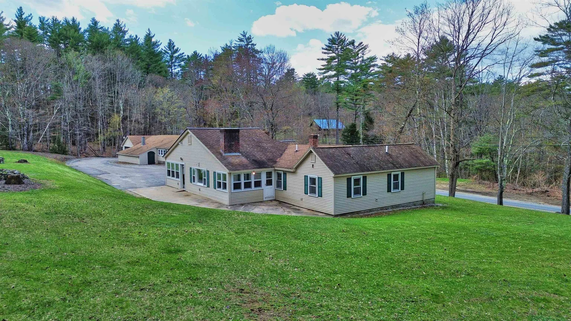 456 Salisbury Road Franklin NH 03235