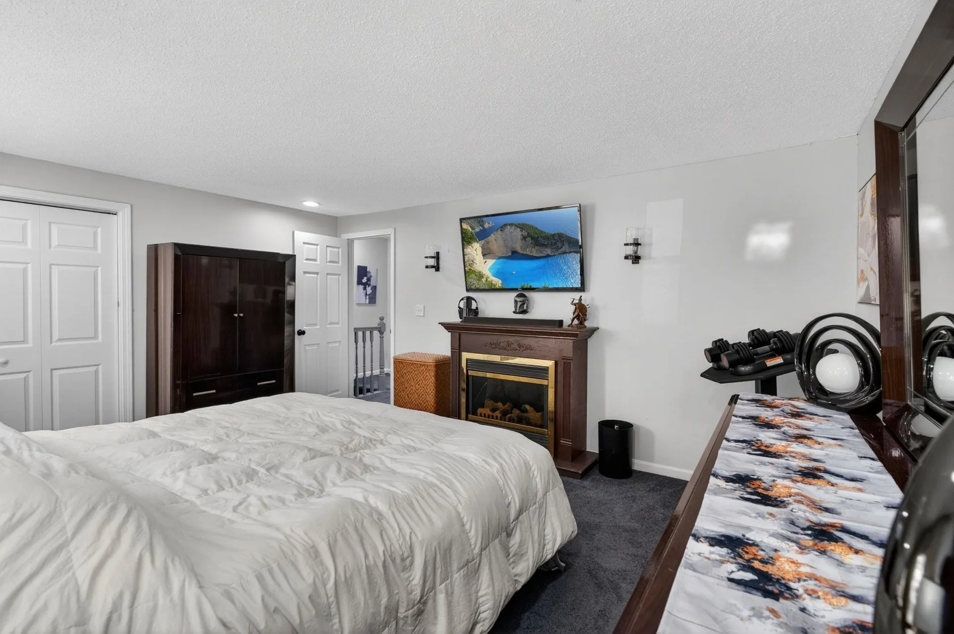 23 Juniper Road Derry NH 03038