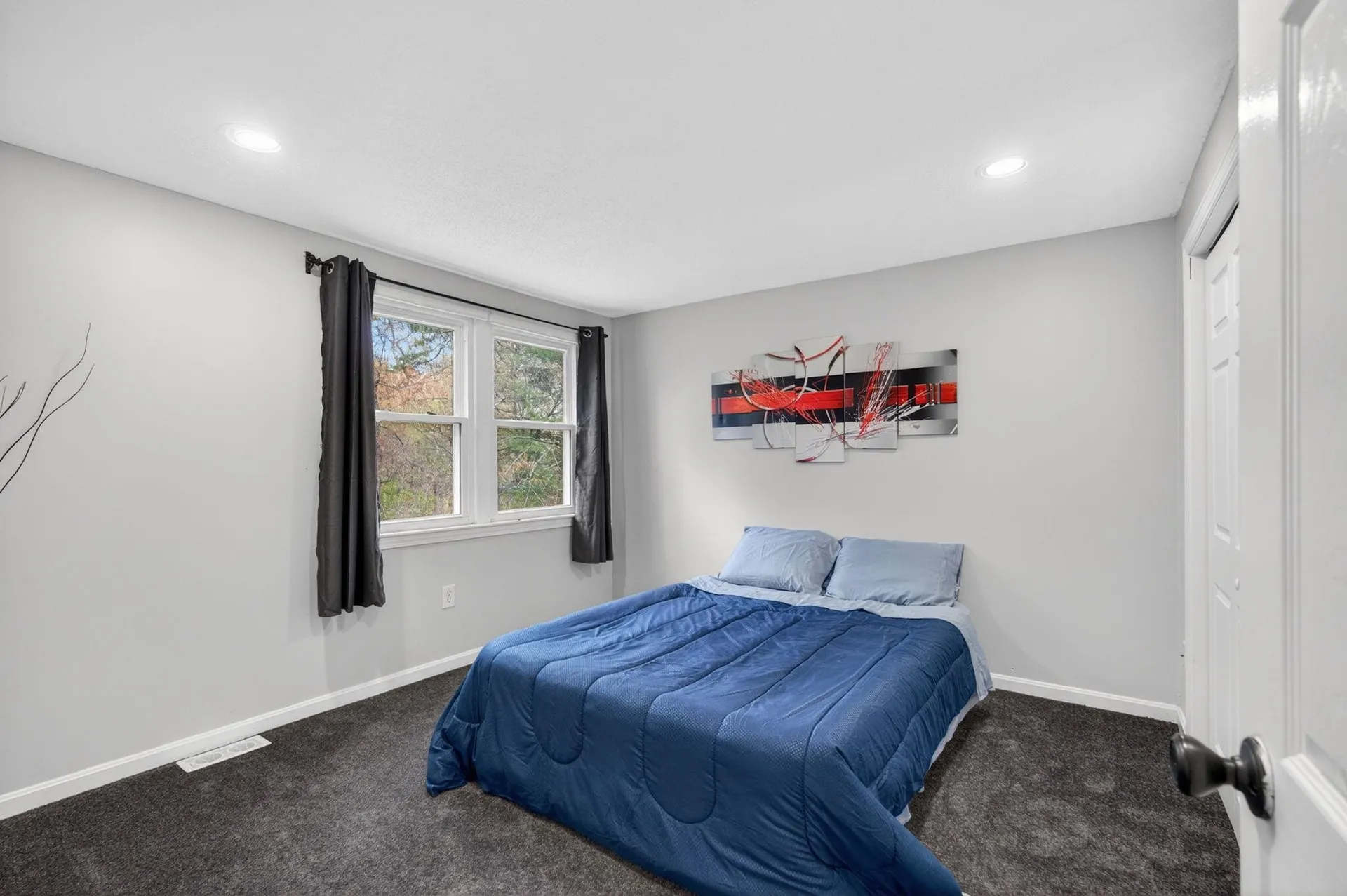23 Juniper Road Derry NH 03038