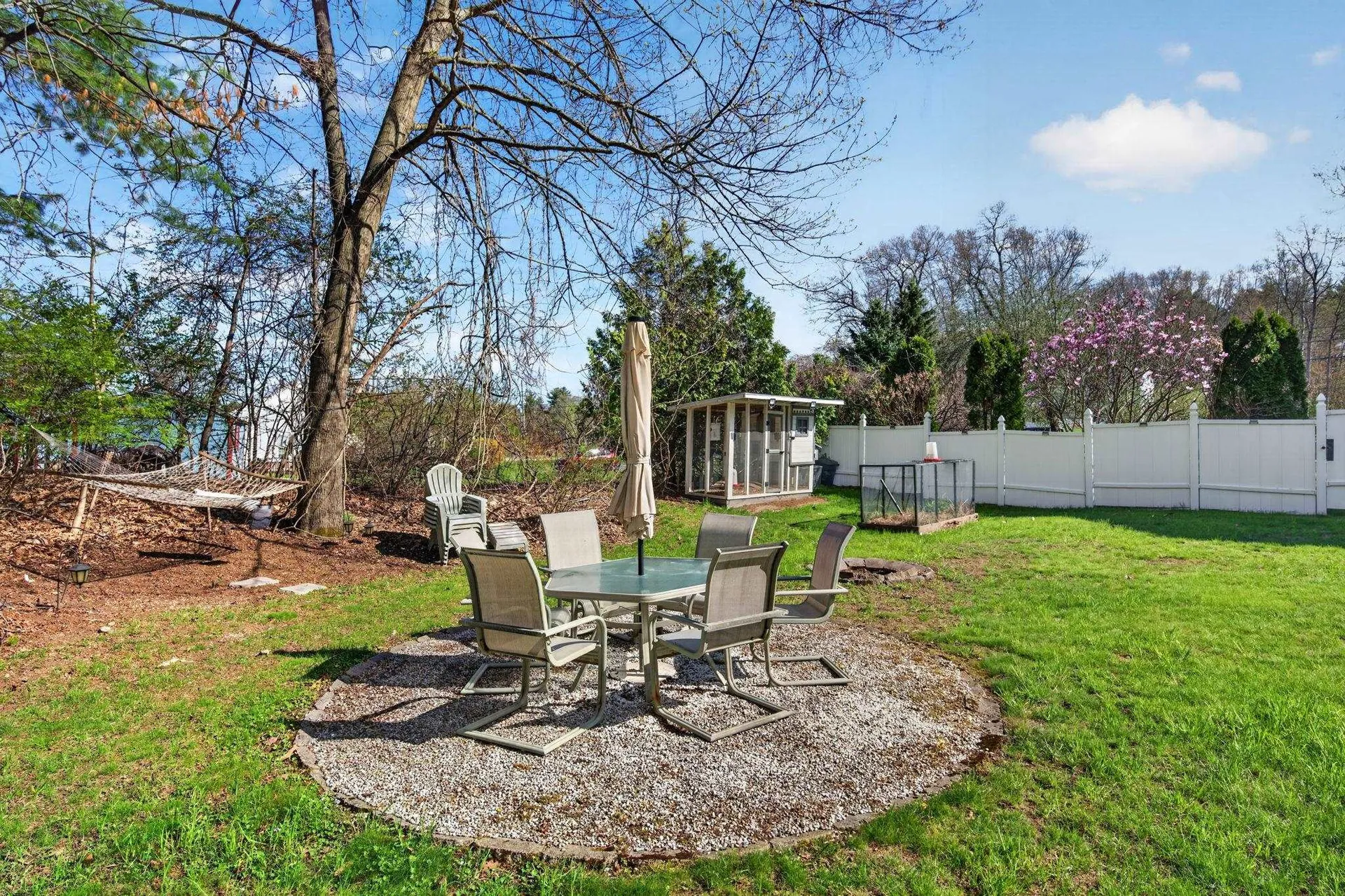 23 Juniper Road Derry NH 03038