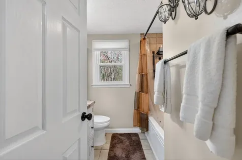 23 Juniper Road Derry NH 03038