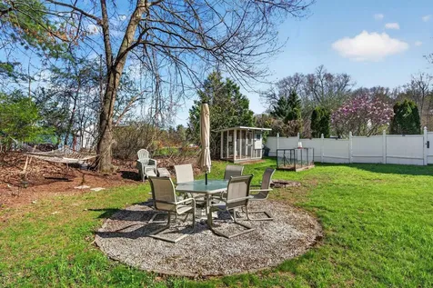 23 Juniper Road Derry NH 03038