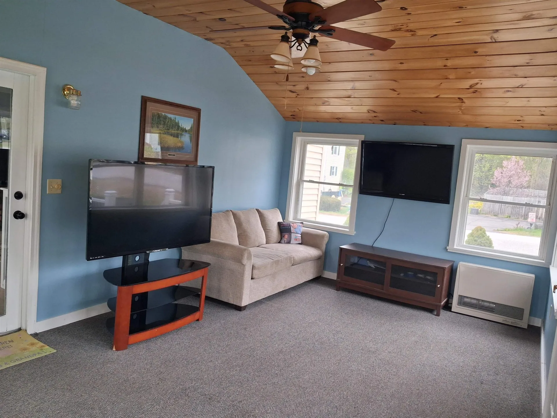 31 Howard Avenue Northfield NH 03276