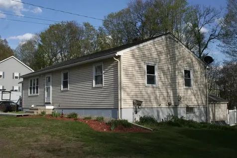 31 Howard Avenue Northfield NH 03276