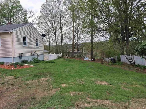 31 Howard Avenue Northfield NH 03276