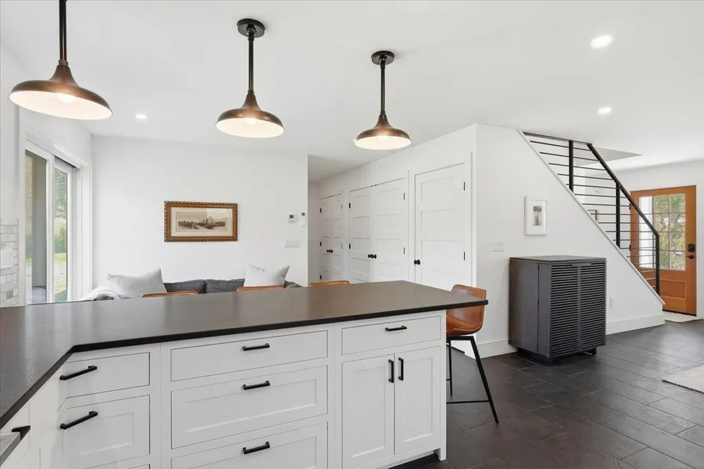 45 Hall Road Lincoln VT 05433