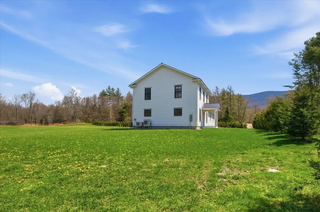 45 Hall Road Lincoln VT 05433