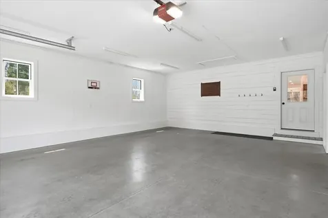 45 Hall Road Lincoln VT 05433