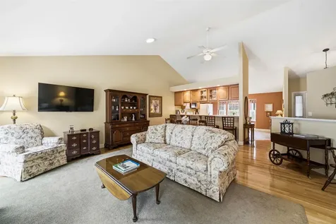 21 Linden Drive Hampstead NH 03826