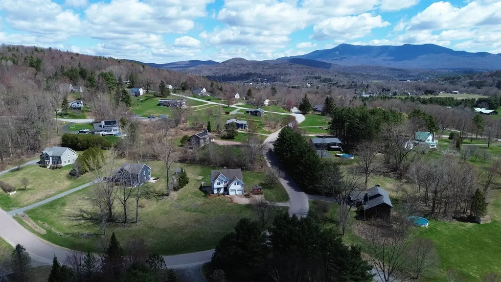 10 Meadow Drive Jericho VT 05465