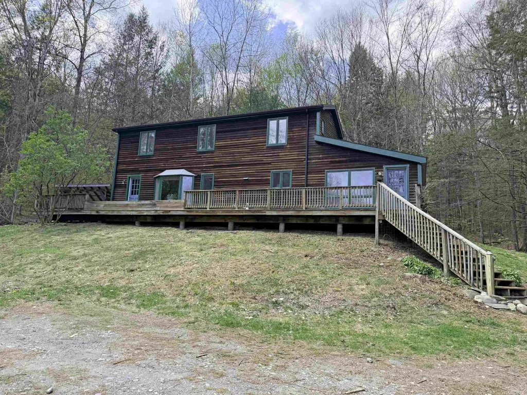 92 Wardon Road Putney VT 05346