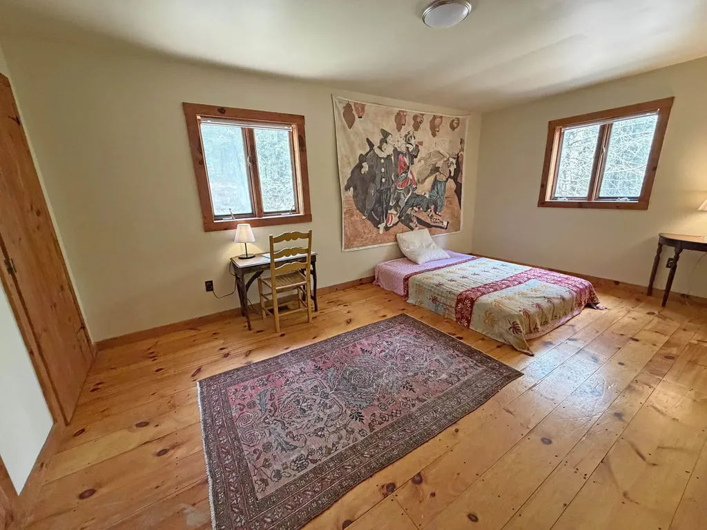 92 Wardon Road Putney VT 05346