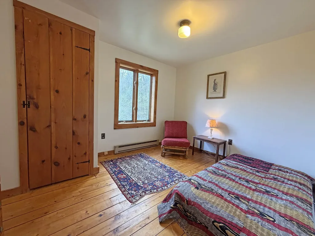 92 Wardon Road Putney VT 05346