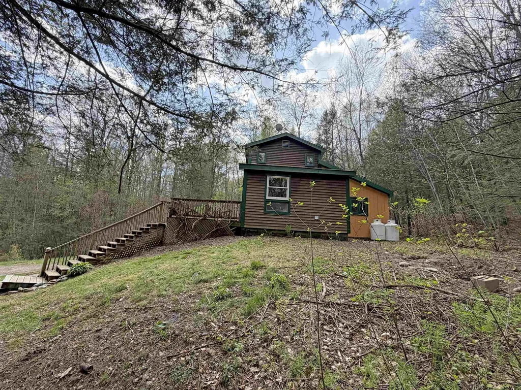 92 Wardon Road Putney VT 05346