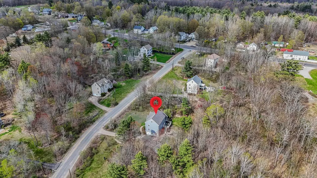 19 Davlynn Drive Northwood NH 03261