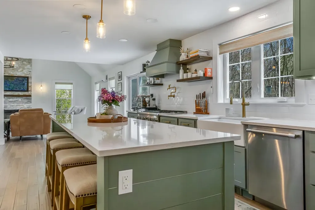 19 Davlynn Drive Northwood NH 03261