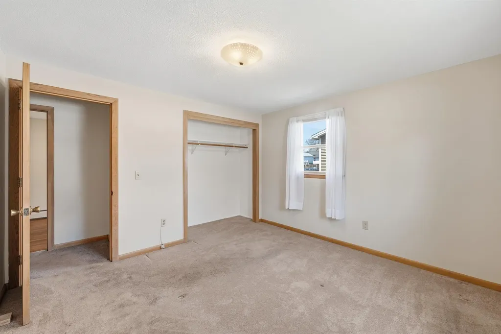 41 Woodgate Court Manchester NH 03103