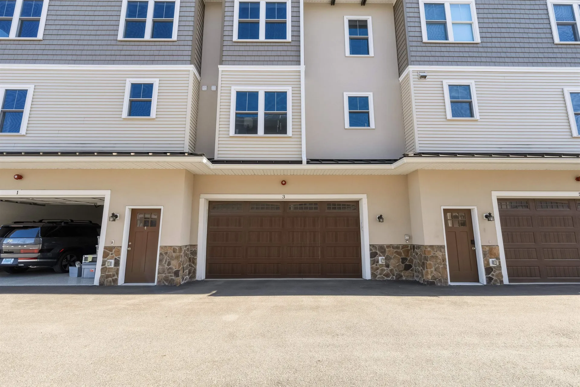 3 Milano Way Salem NH 03079