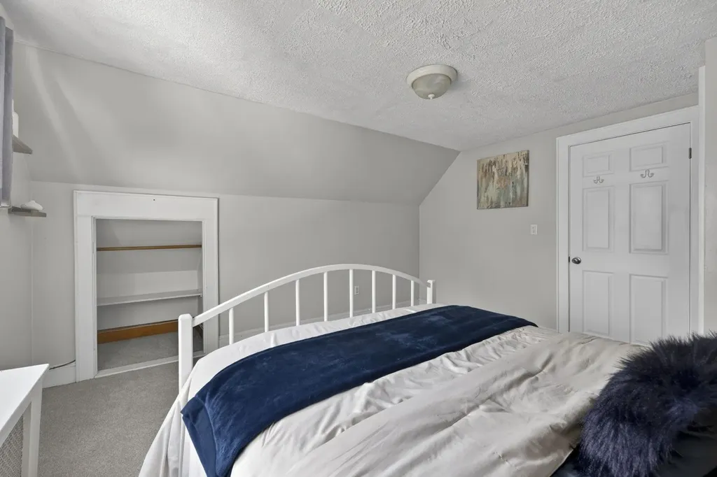 405 Hill Street Manchester NH 03102
